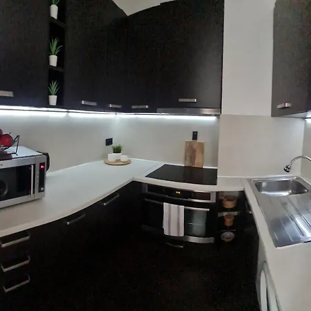Appartamento Aпартамент за гости Mари